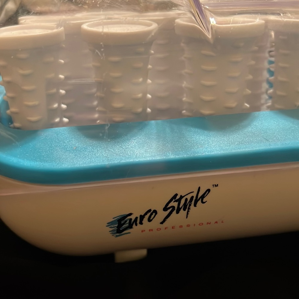 Eurostyle Hot Curlers